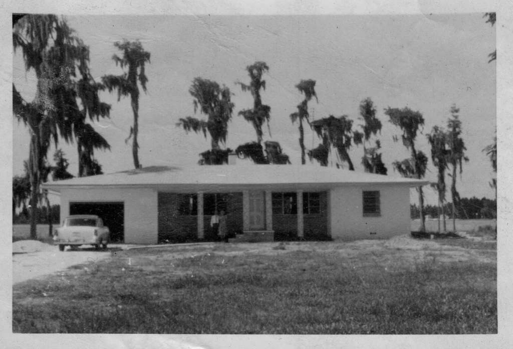 Aunt Gerti and Uncle Eds house on the lake in Land o Lakes Florida in 1962 Gertrude Bandy was the sister of Grandfather Carl Bandy
